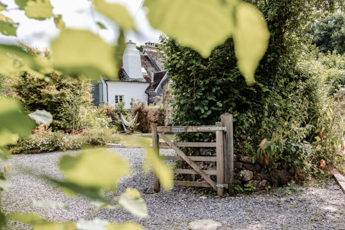 Shuttaford Barns