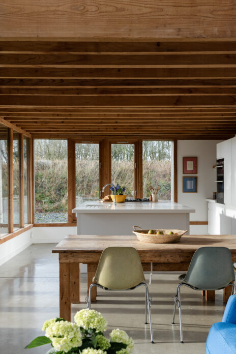 Kitchen and dining area at The Farmhouse, Bude