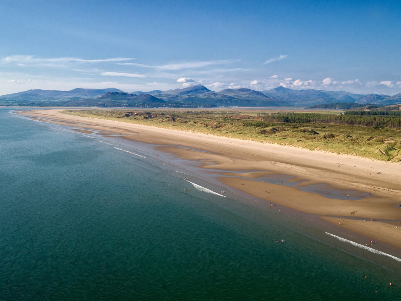 Harlech Beach © Visit Wales