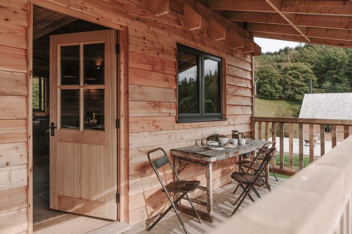 Woolly Wood Cabins - Bryn