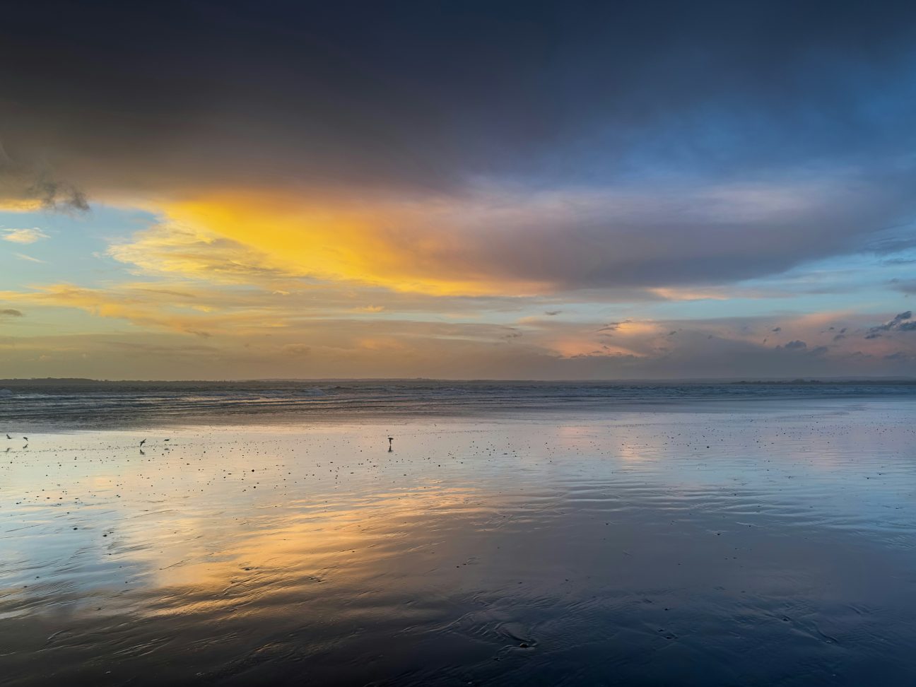 West Wittering Beach by Paul Arky via Unsplash