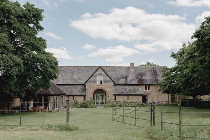 Pitcome barn